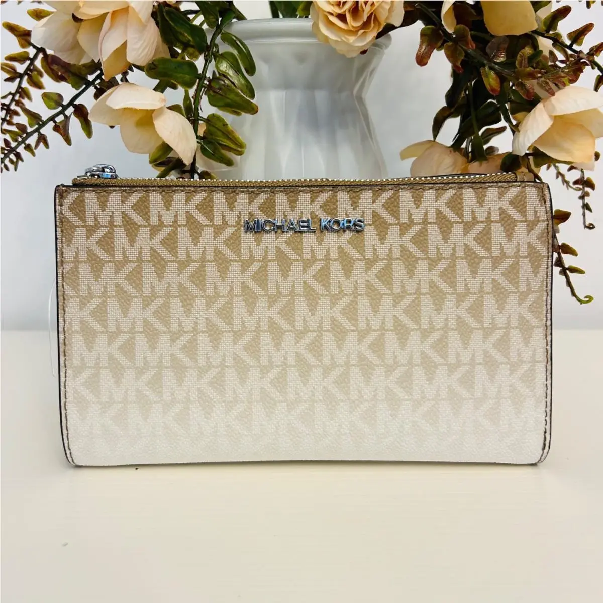 Wallet Jet Set Large Ombré Signature Logo Double Zip Wristlet Husk by Michael Kors