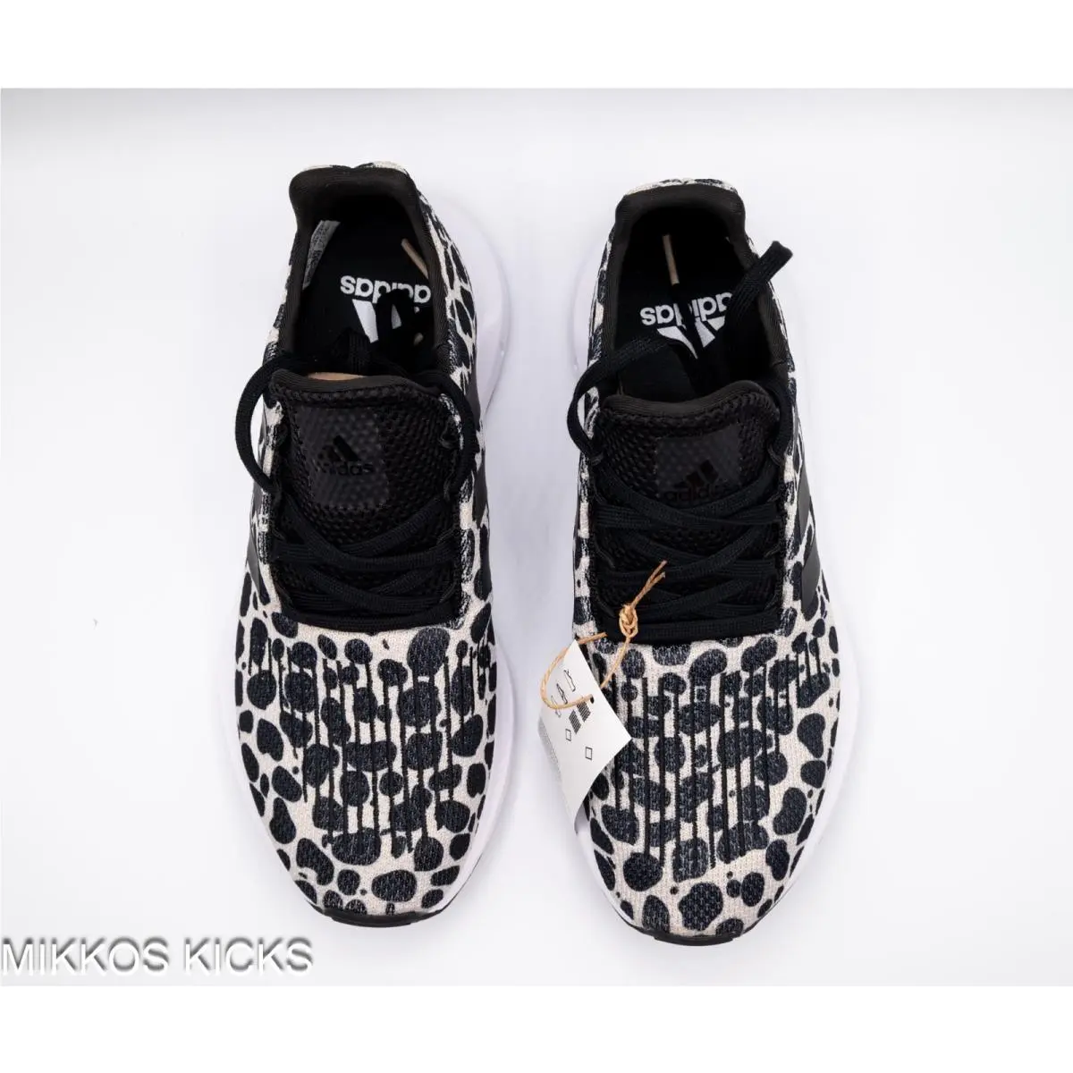 Adidas shoes - adidas Swift Run - Swift Run - JR0634 - Black 8