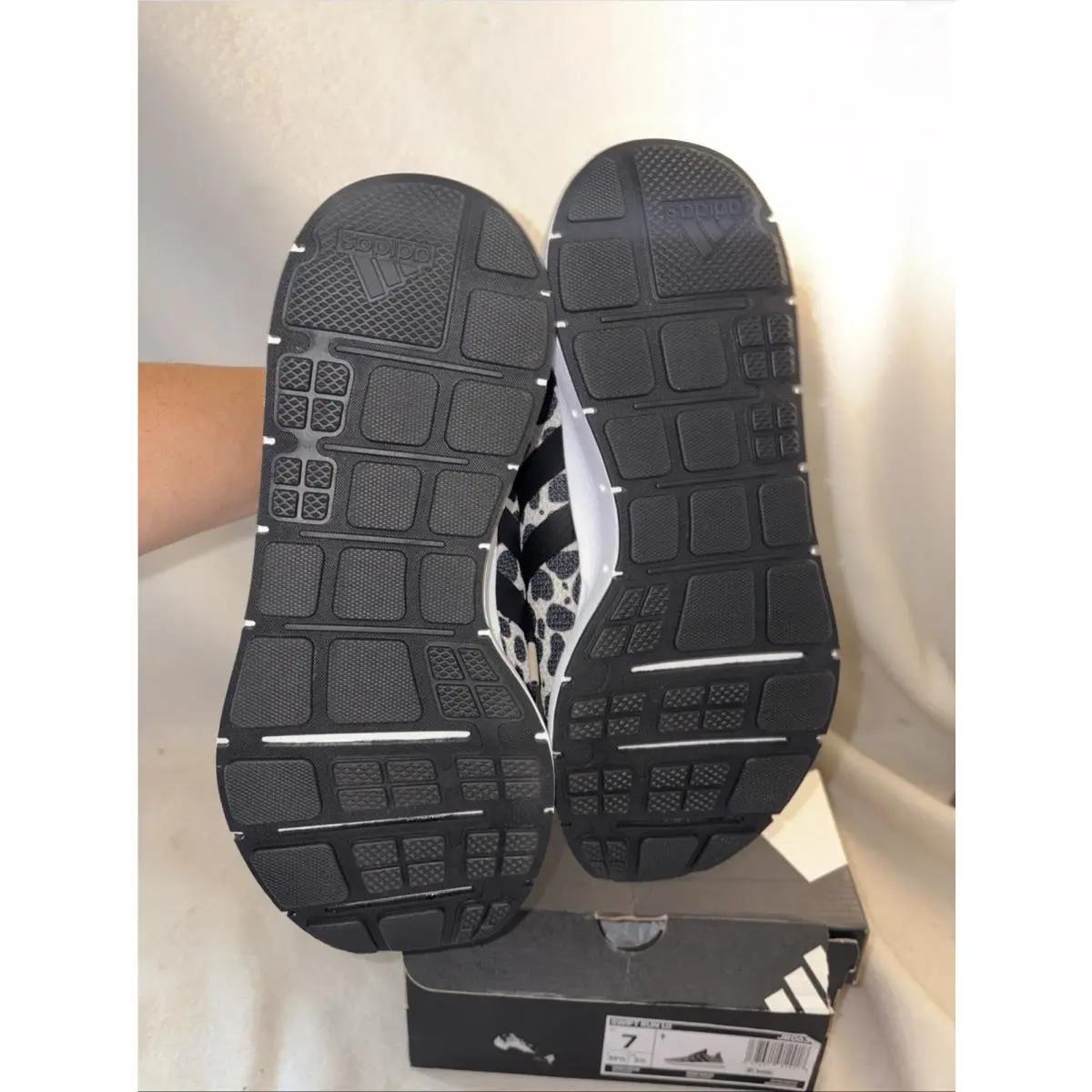 Adidas shoes - adidas Swift Run - Swift Run - JR0634 - Black 3