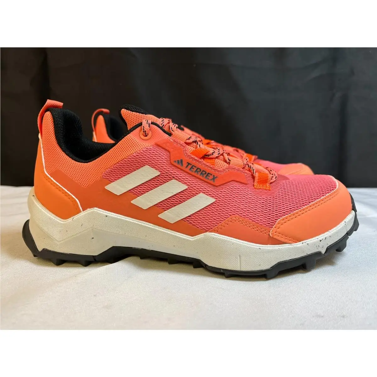 Adidas shoes - adidas TERREX AX4 - TERREX - HQ1047 - Orange 0