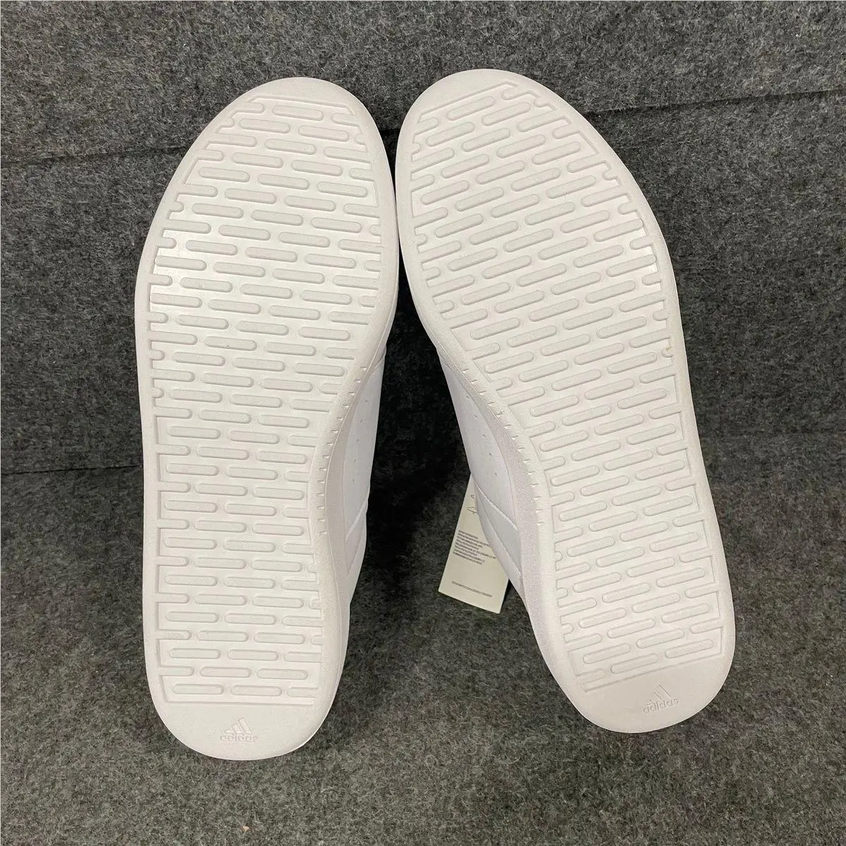 Adidas shoes - vs-159654 - vs-159654 - White (UPC: 196464104252) 3