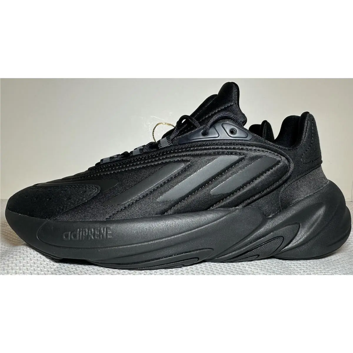 Size 6 Adidas Ozelia J Black H03131 GS Originals