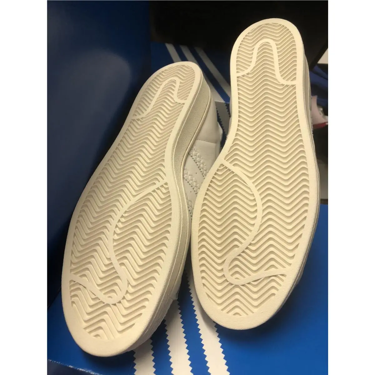 Adidas shoes - LEN50A-3 - Disney - White/Teal/white 3