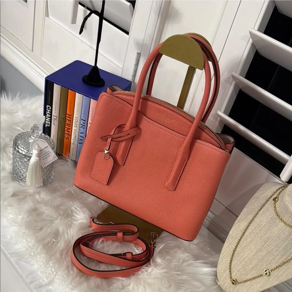 Kate Spade New York Multi-compartment Leather Hand Bag