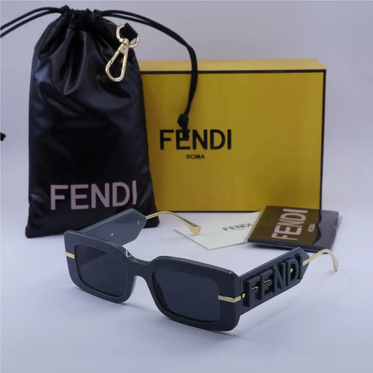 Fendi FE40133I 20A Grey/gold/smoke 51-20-140 Sunglasses