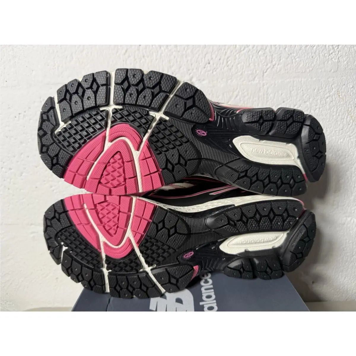 New Balance shoes - New Balance 1906 - U1906RMD - Pink 4
