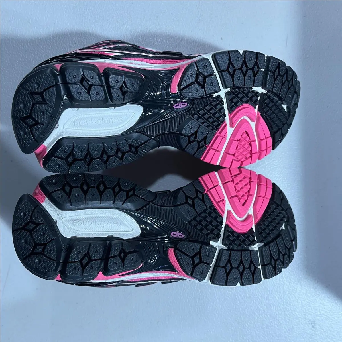 New Balance shoes - New Balance 1906R - U1906RMD - Pink (UPC: 198689363032) 4