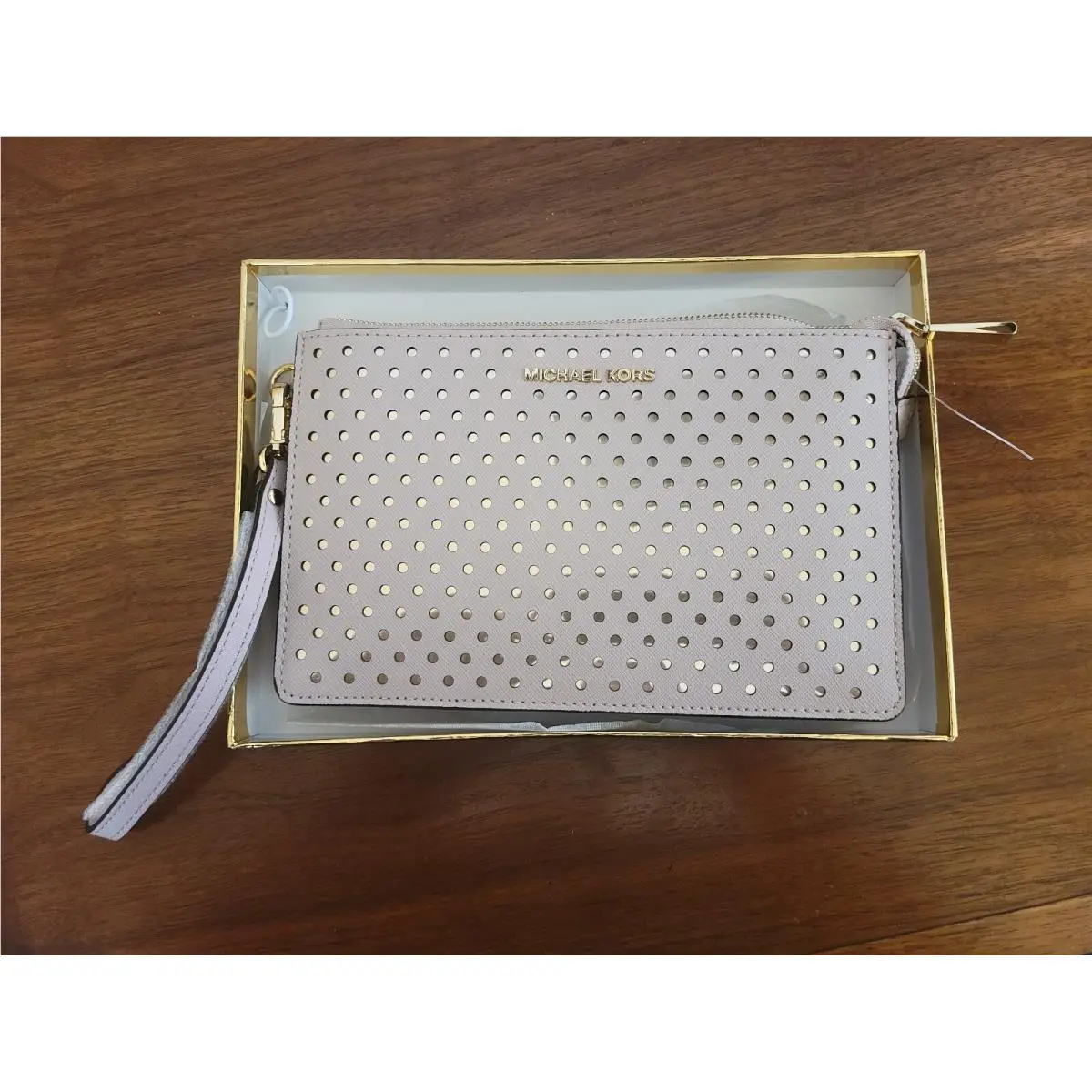 Michael Kors Jet Set Perforated Gold Circles Wristlet Phone Wallet Soft Pink Dfh