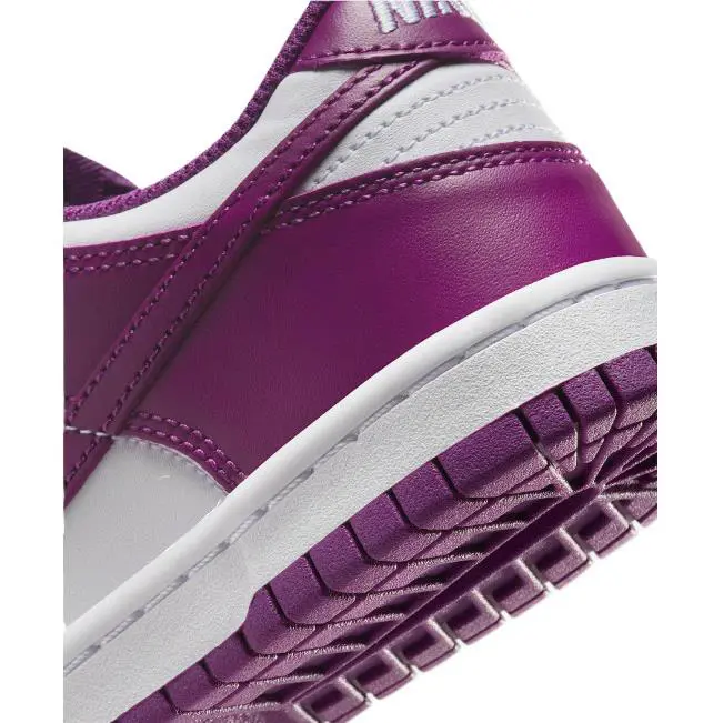 Nike shoes - White/Viotech 3
