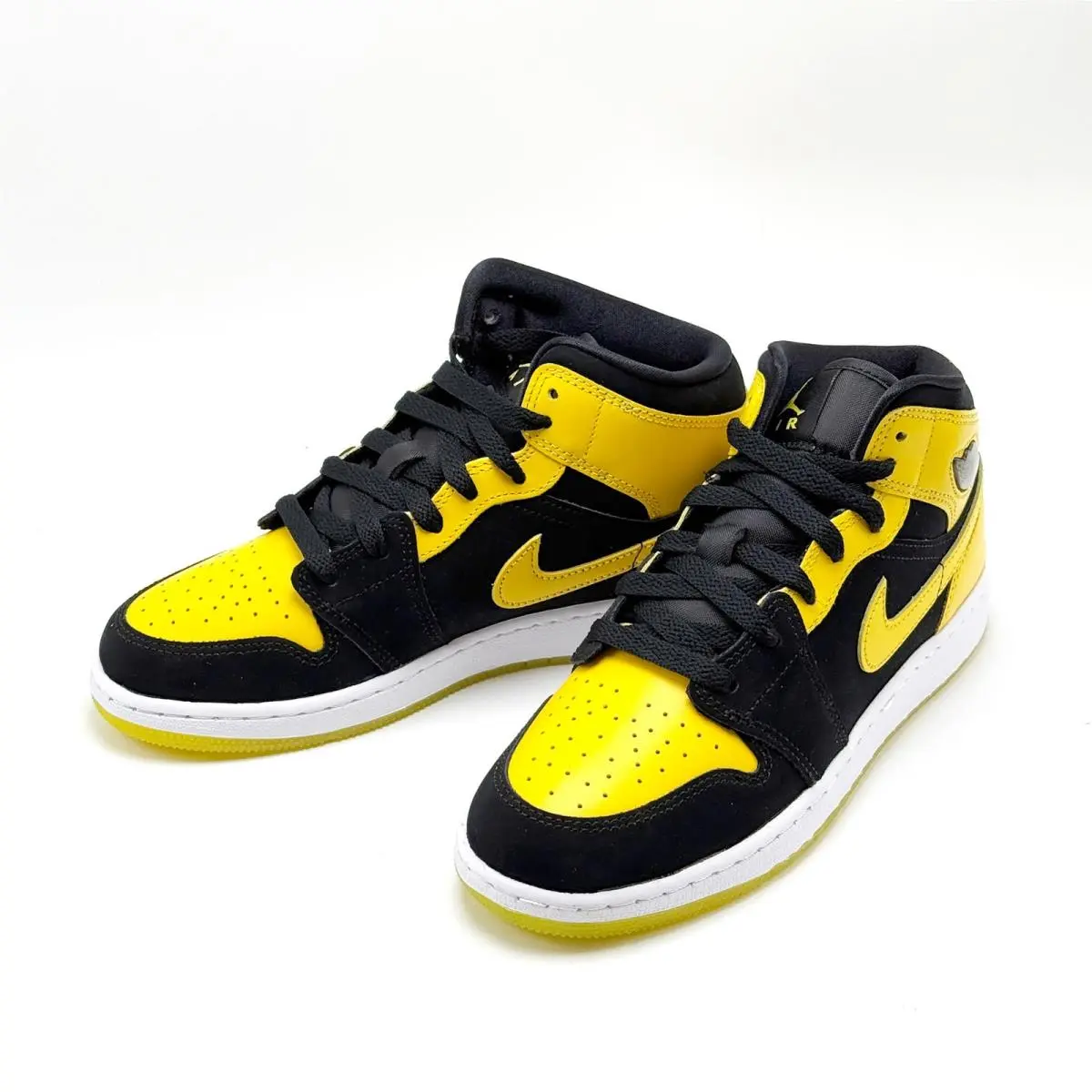 Nike shoes - Air Jordan 1 Mid SE - Yellow 5