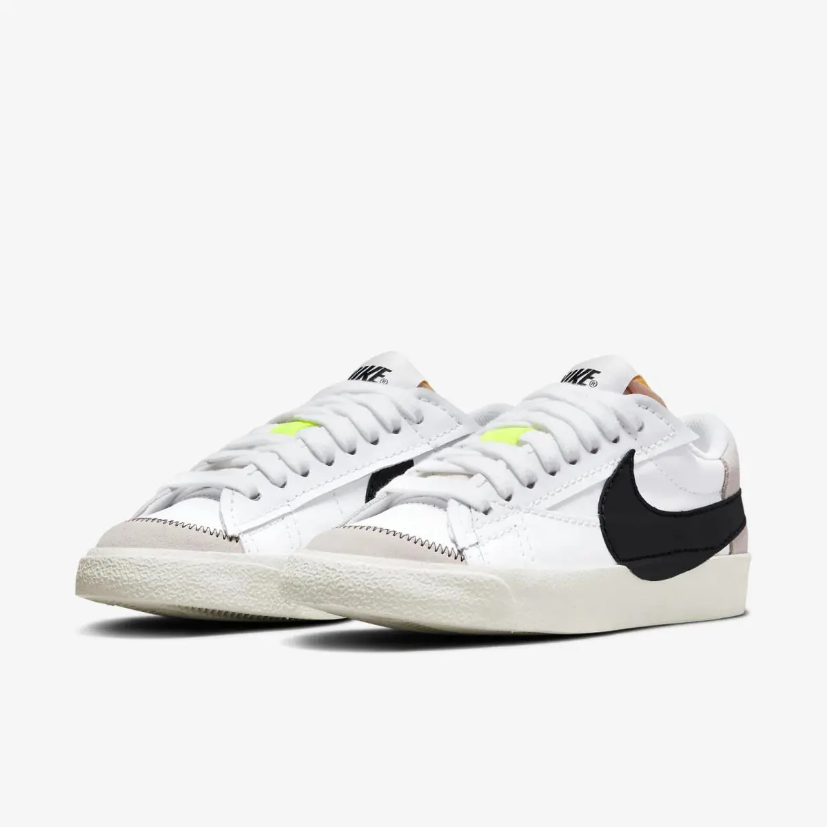 Nike Blazer Low 77 Jumbo DN2158-101 Sneakers Men`s White Black Lifestyle Shoes