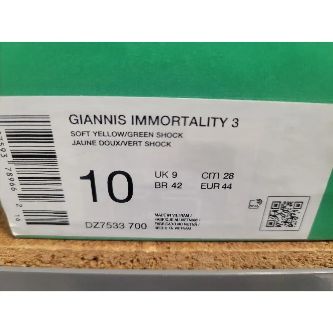 Nike shoes - Nike Giannis Immortality 3 - Giannis Immortality - DZ7533-700 - Soft Yellow Green Shock 4