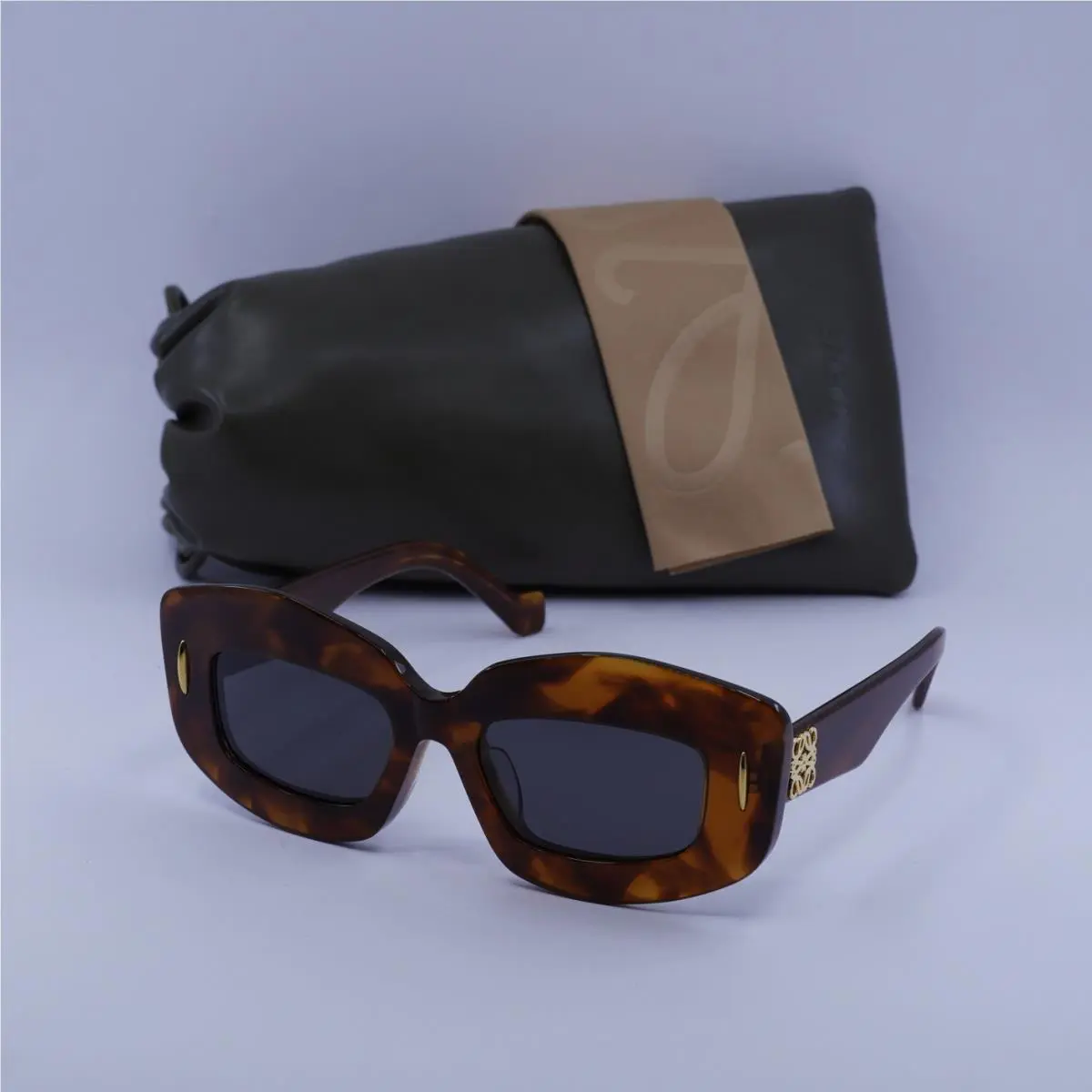 Loewe LW40114F 53A Blonde Havana/smoke 50-18-140 Sunglasses