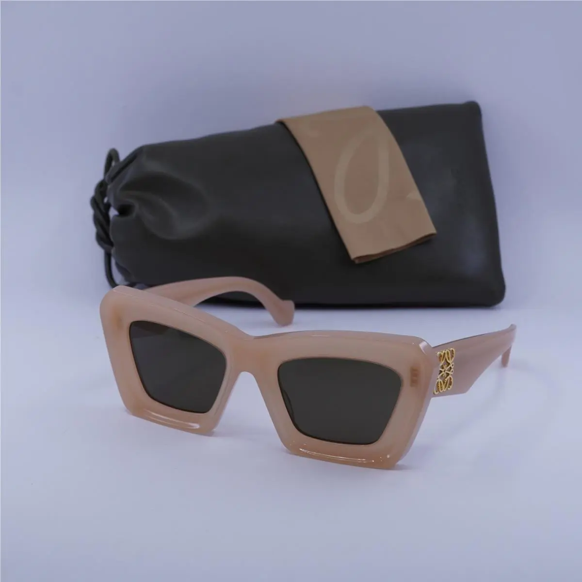 Loewe LW40145I 72E Shiny Pink/brown 52-21-140 Sunglasses