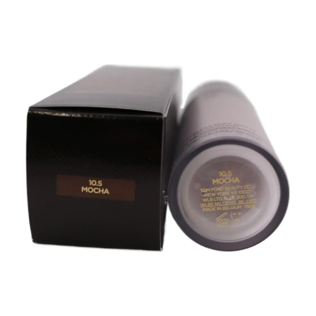 Traceless Soft Matte Foundation 1 oz 30 ml – Choose Shade 10.5 Mocha by Tom Ford