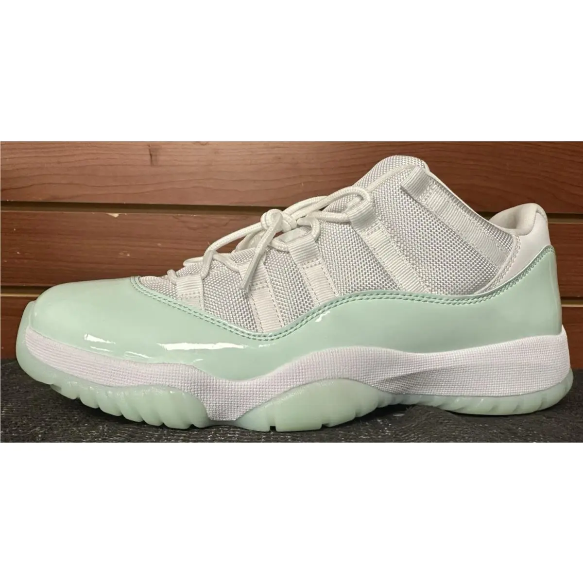Nike shoes - Air Jordan Retro - Air Retro - AH7860-103 - Green (UPC: 00197862679786) 1