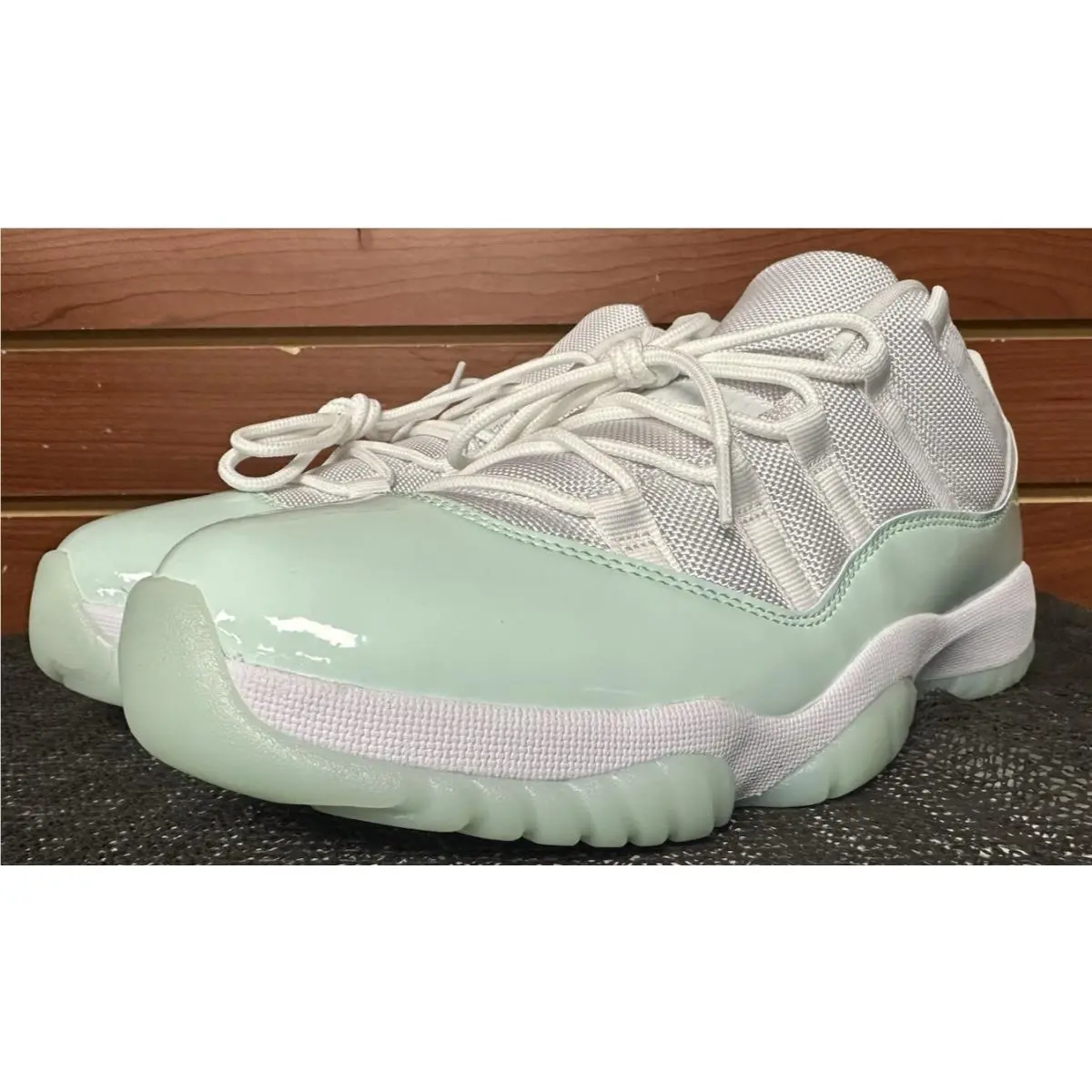 Nike shoes - Air Jordan Retro - Air Retro - AH7860-103 - Green (UPC: 00197862679786) 3