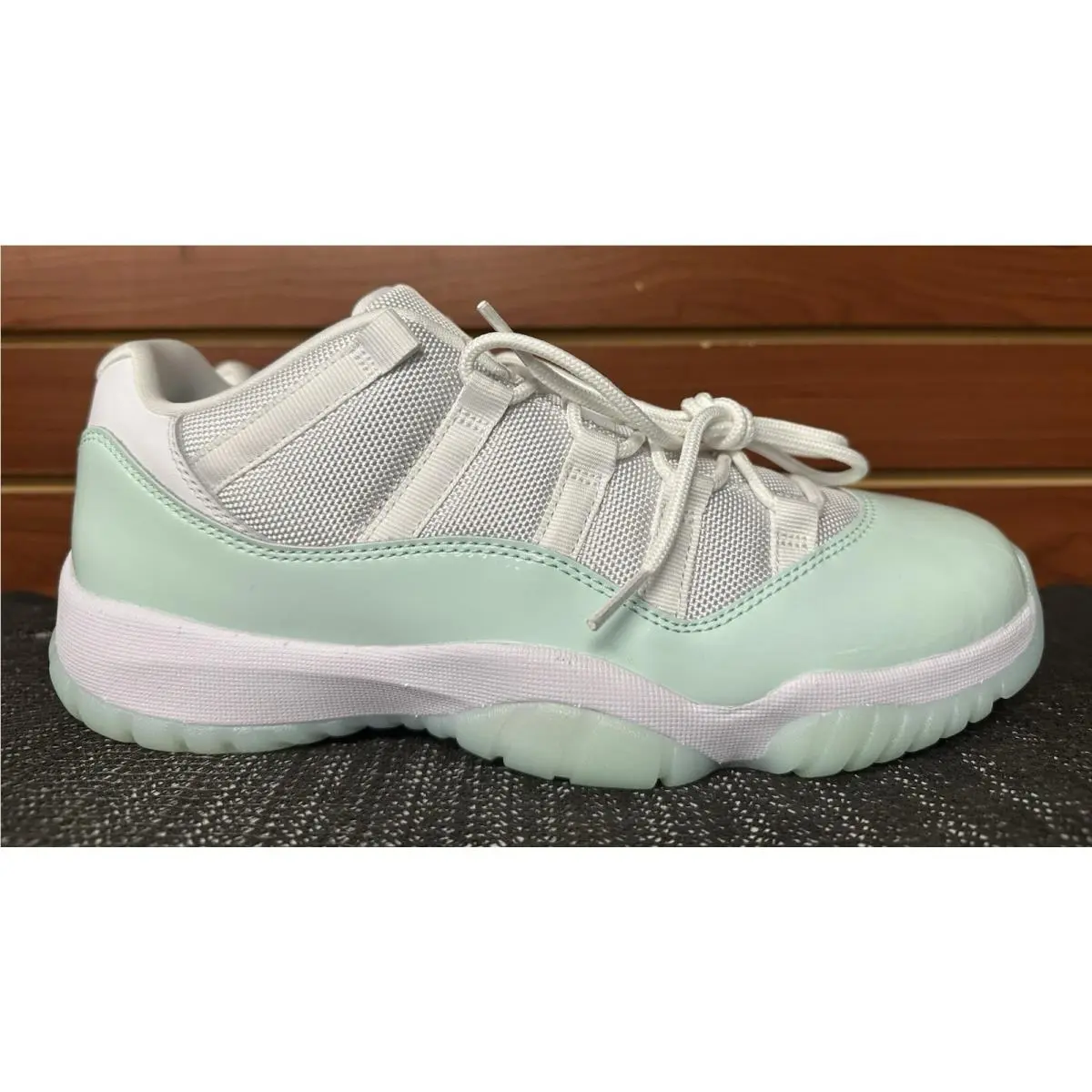 Nike shoes - Air Jordan Retro - Air Retro - AH7860-103 - Green (UPC: 00197862679786) 6