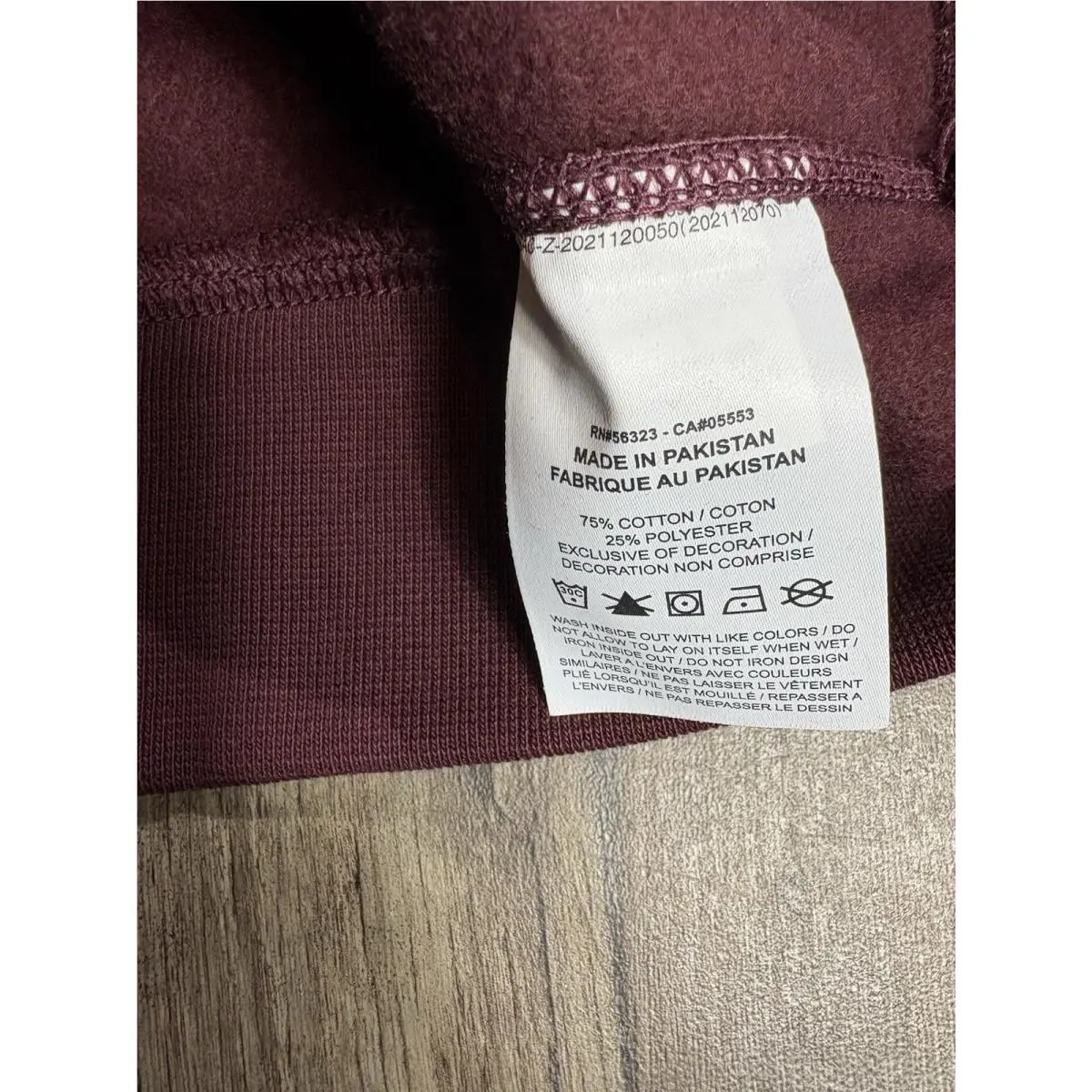 Nike clothing - DH3087-652 - DH3087-652 - Burgundy Crush (UPC: 197600941632) 6