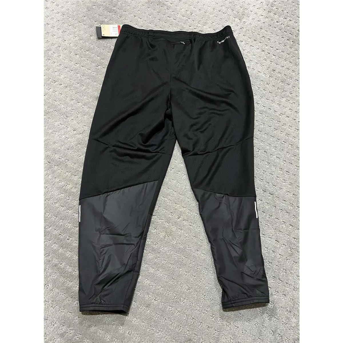 Nike clothing - Nike Sphere Challenger - Sphere Challenger - FZ1113 010 - Black (UPC: 197601047302) 4