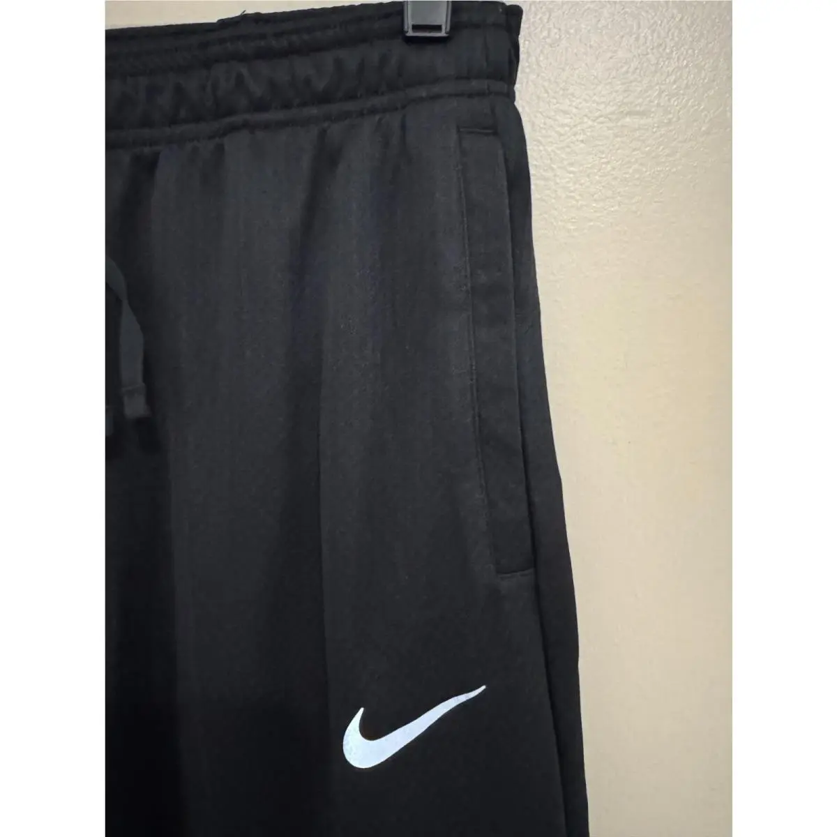 Nike clothing - Nike Sphere Challenger - Sphere Challenger - FZ1113-010 - Black (UPC: 197601047302) 3