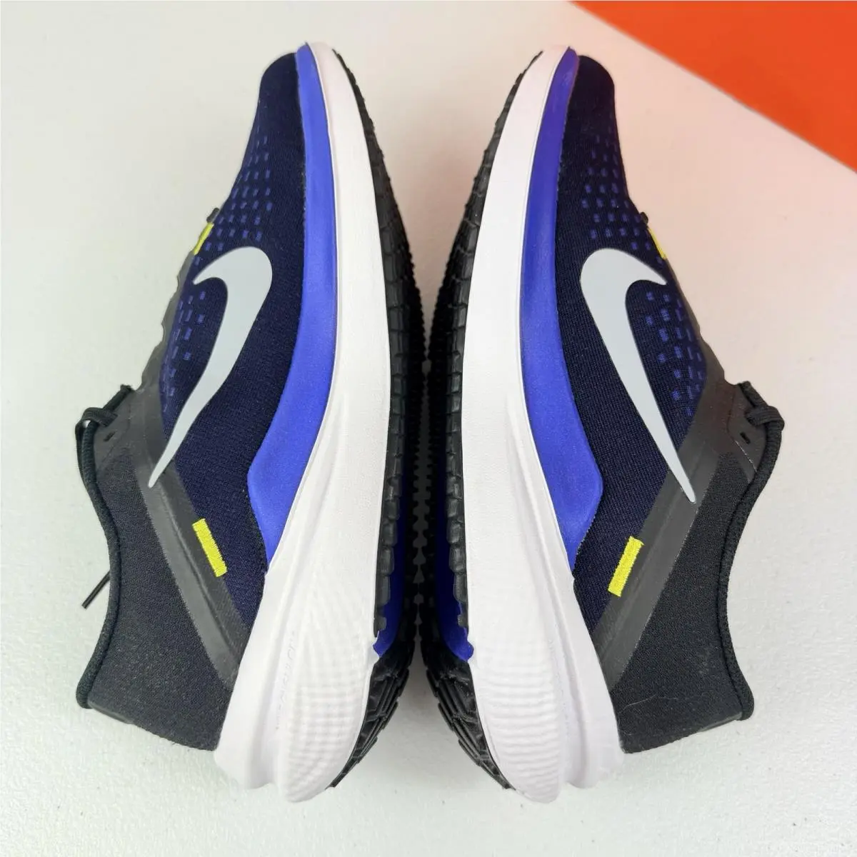 Nike shoes - Air Winflo 10 - Air Winflo - DV4022 005 - Blue 4