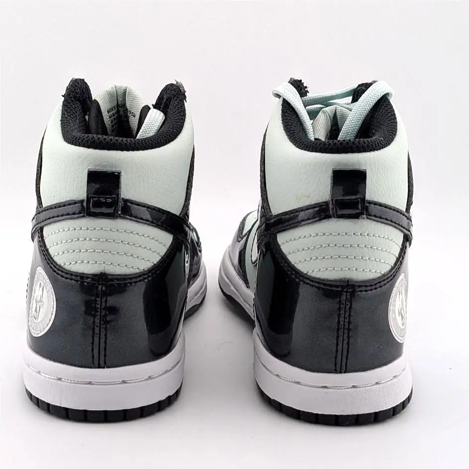 Nike shoes - DD2313-300 - DD2313300 - Barely Green / Black (UPC: 194953063424) 3