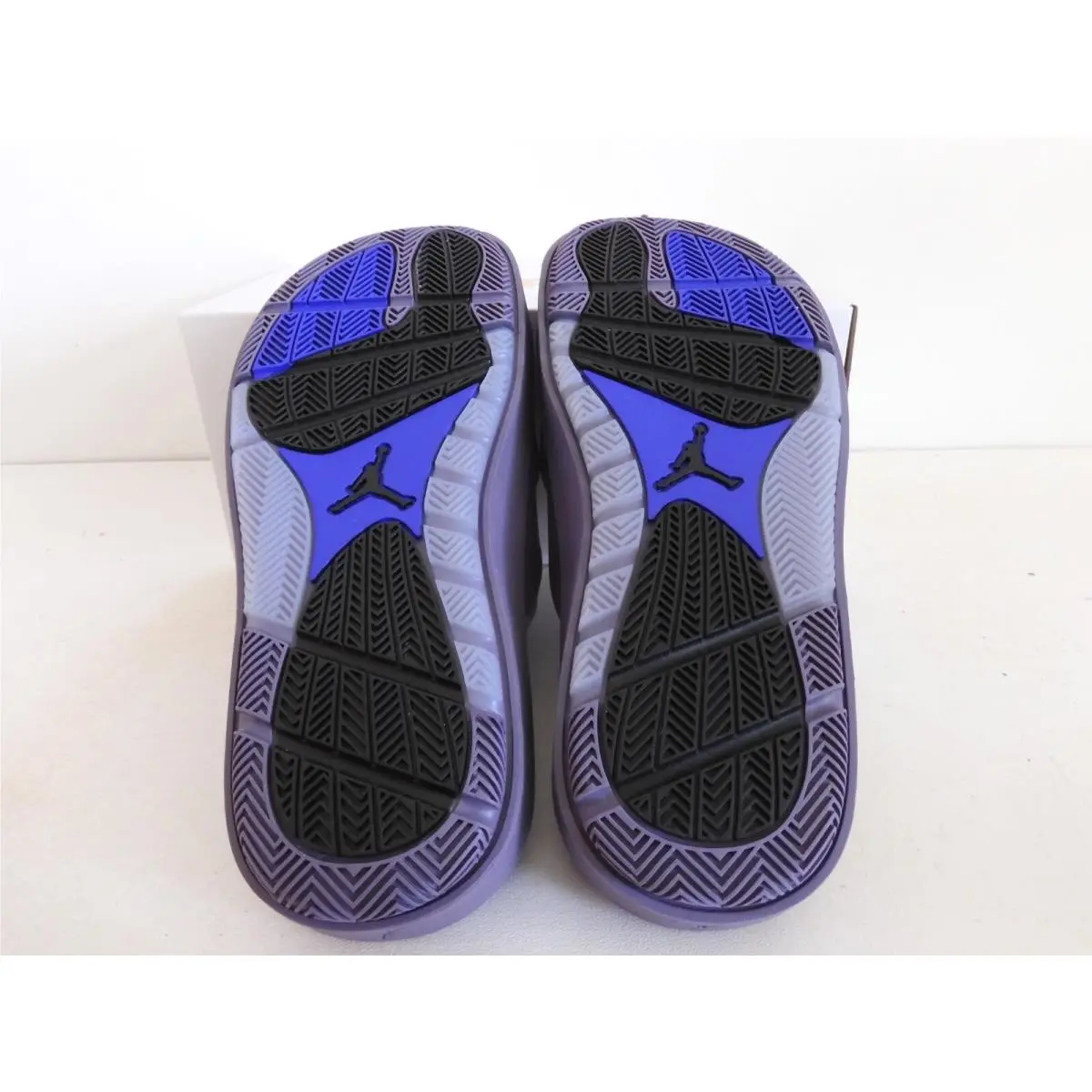 Nike shoes - Air Jordan - Air - Purple (UPC: 196149147222) 6
