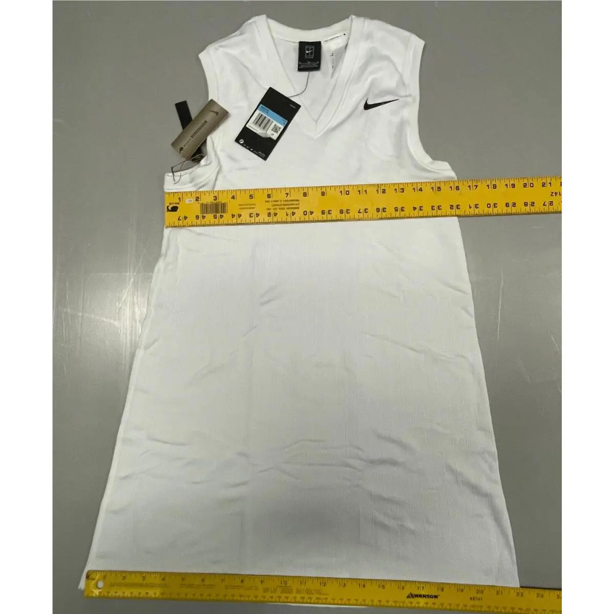 Nike clothing - AT5104-100 - AT5104-100 - White (UPC: 193146781077) 8