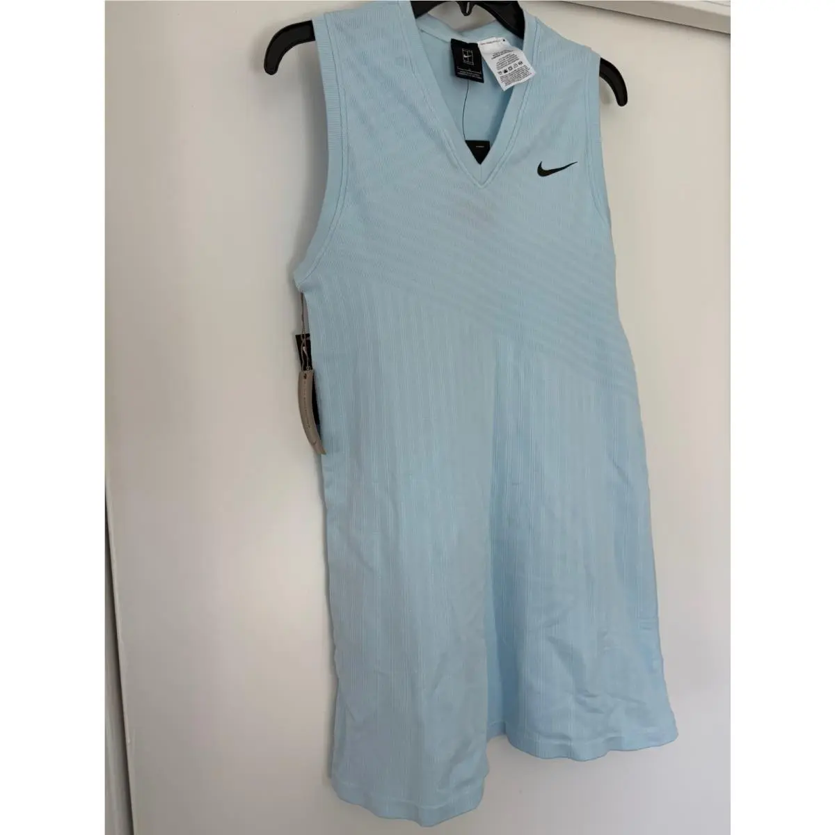 Nike clothing - AT5104-100 - AT5104-100 - Blue (UPC: 193146915618) 1