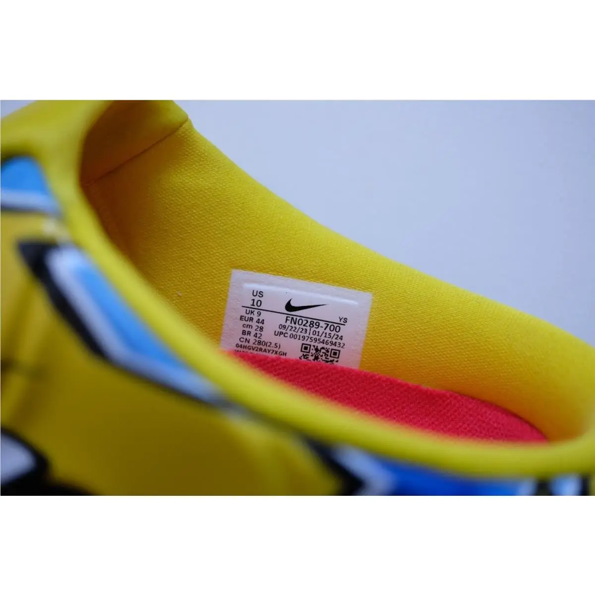 Nike shoes - Nike Clogposite - Clogposite - FN0289-700 - Yellow 5