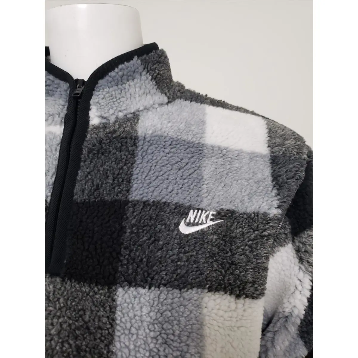 Nike clothing - FZ0896010 - FZ0896010 - Black/White/Smoke Grey (UPC: 197600294387) 0