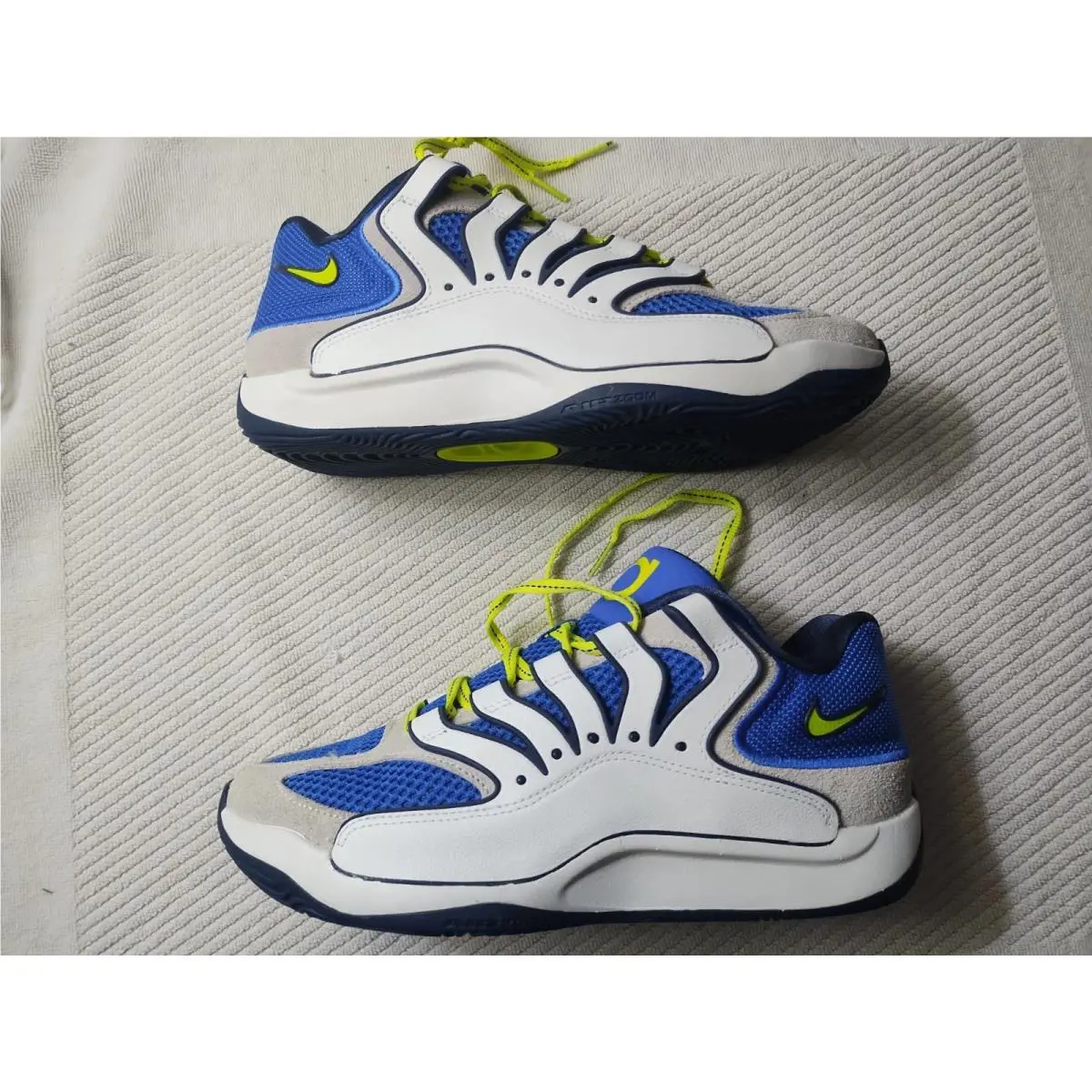Nike shoes - nike kd 18 - HV1992-400 - Blue 2