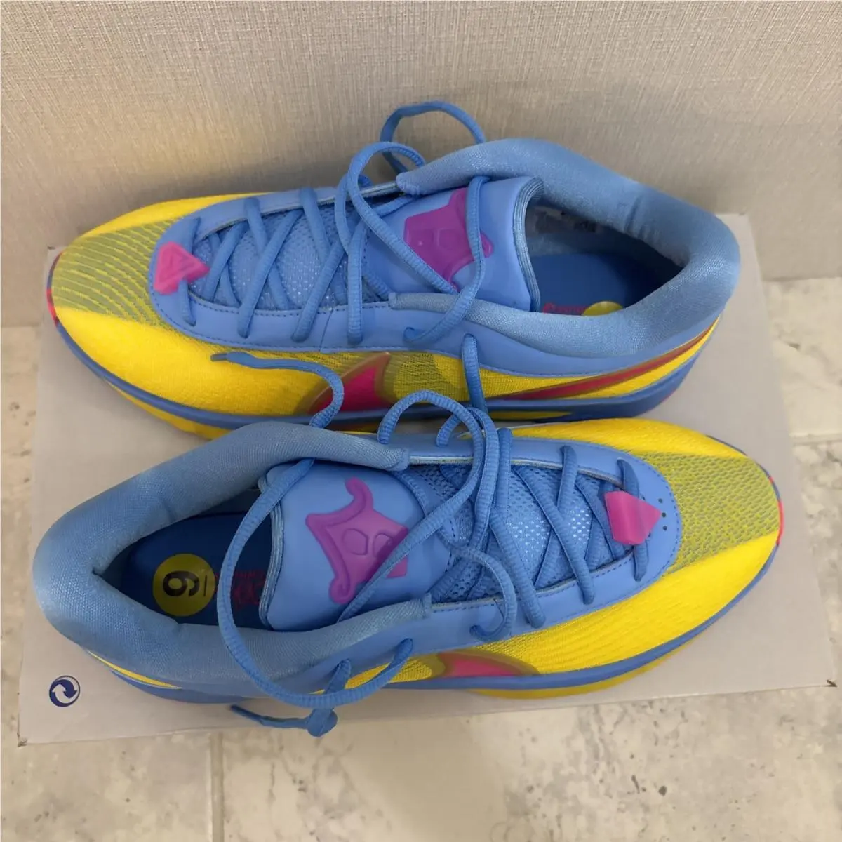 Nike shoes - Nike Giannis Freak 6 - Giannis Freak - HF1820-700 - Multicolor, Manufacturer: Lightning/University Blue/Hyper Pink 0
