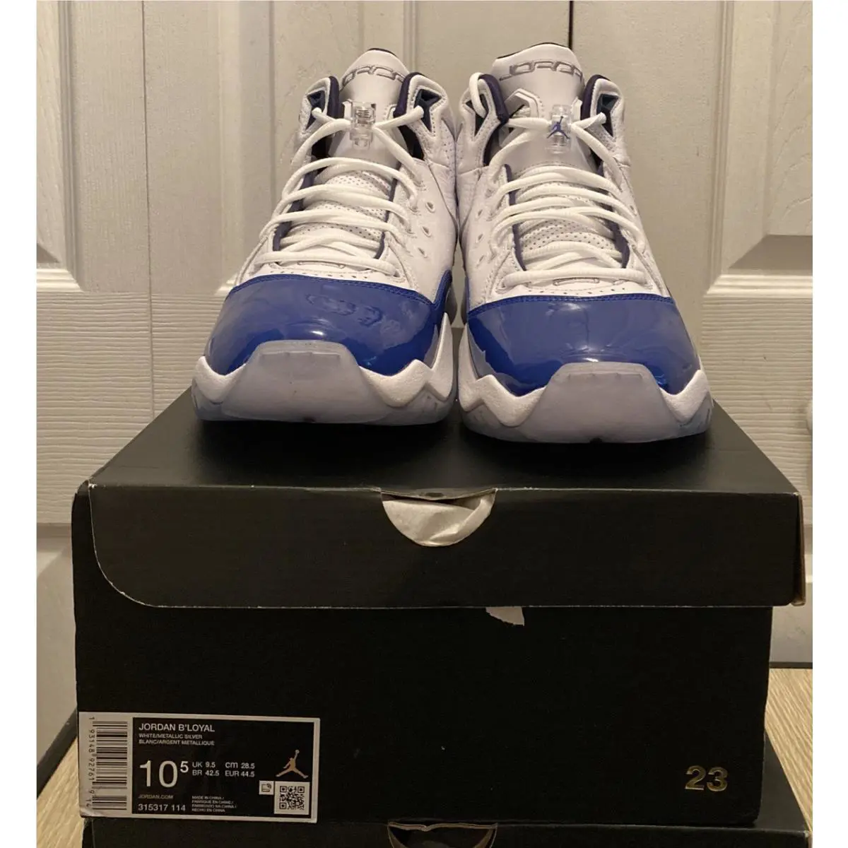 Nike shoes - Nike Air Jordan B`Loyal White Metallic Silver - 315317114 - White-Blue 0