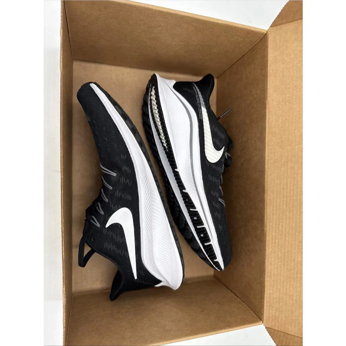 Nike shoes - Nike Air Zoom Vomero - Air Zoom Vomero - AH7858-010 - White 9