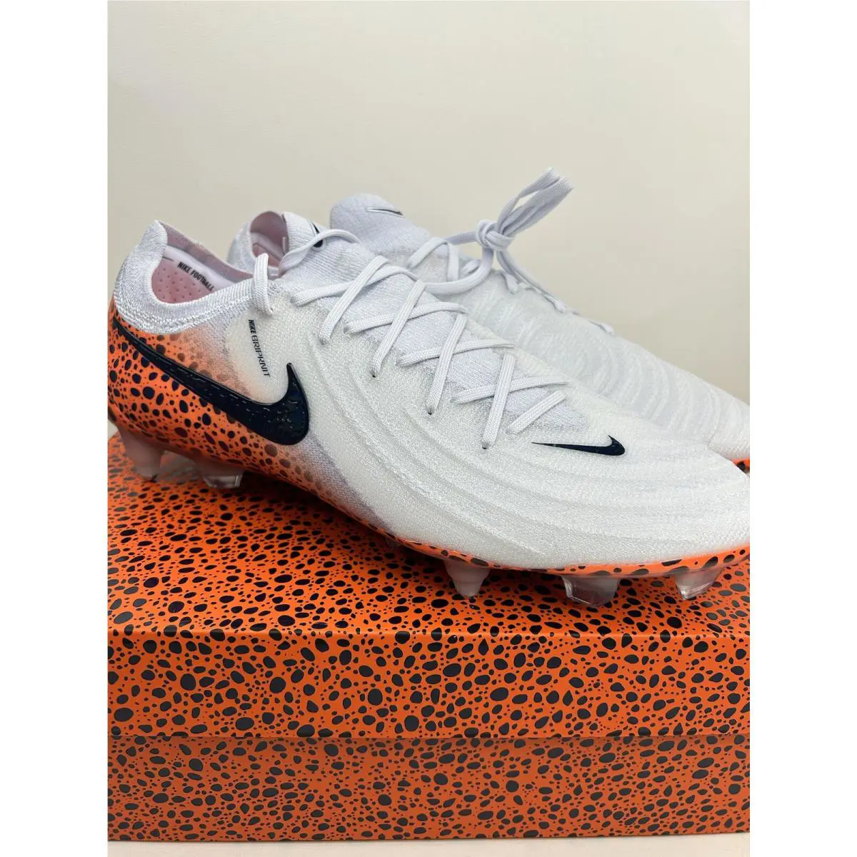 Nike shoes - GX - hf4836-900 - White 12