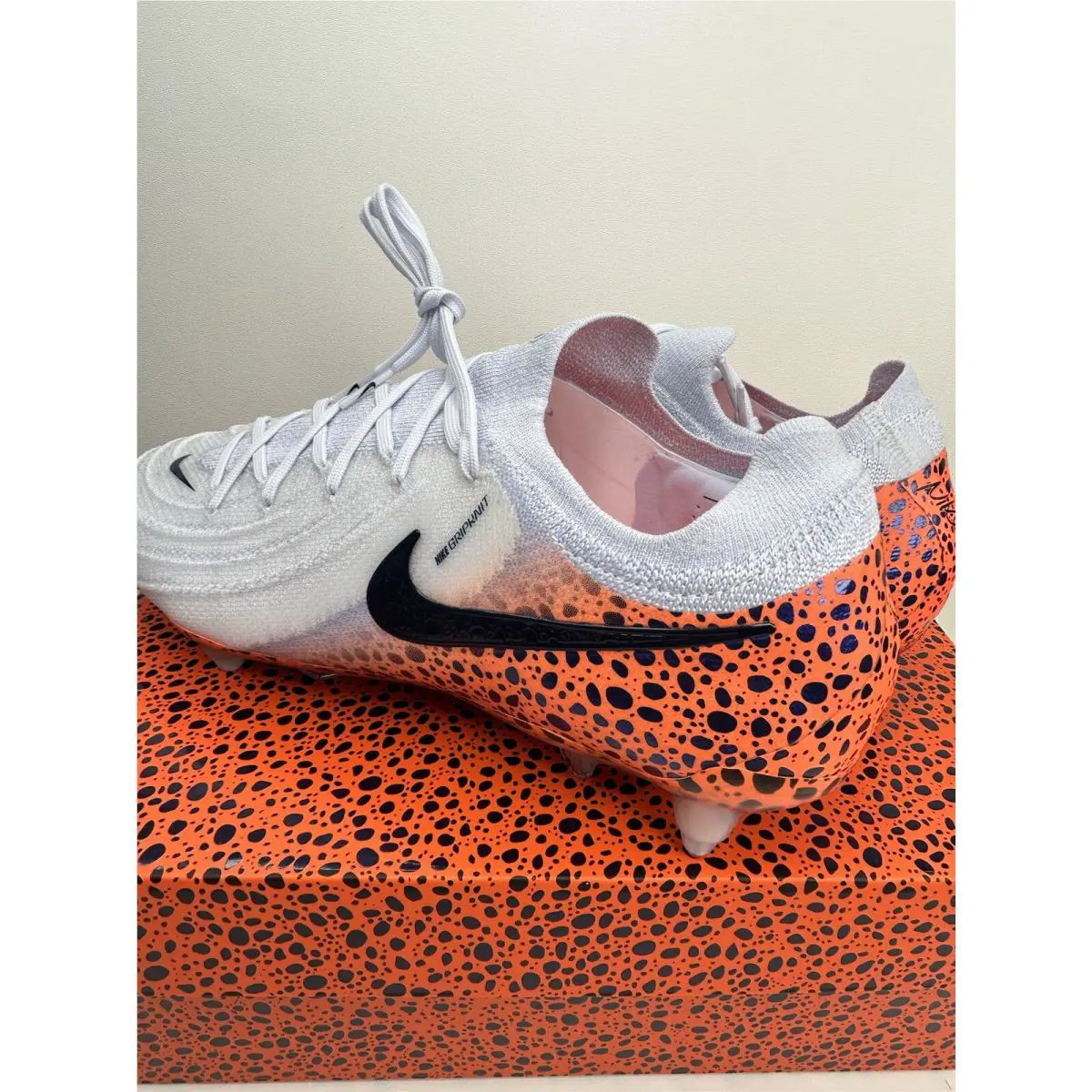 Nike shoes - GX - hf4836-900 - White 5