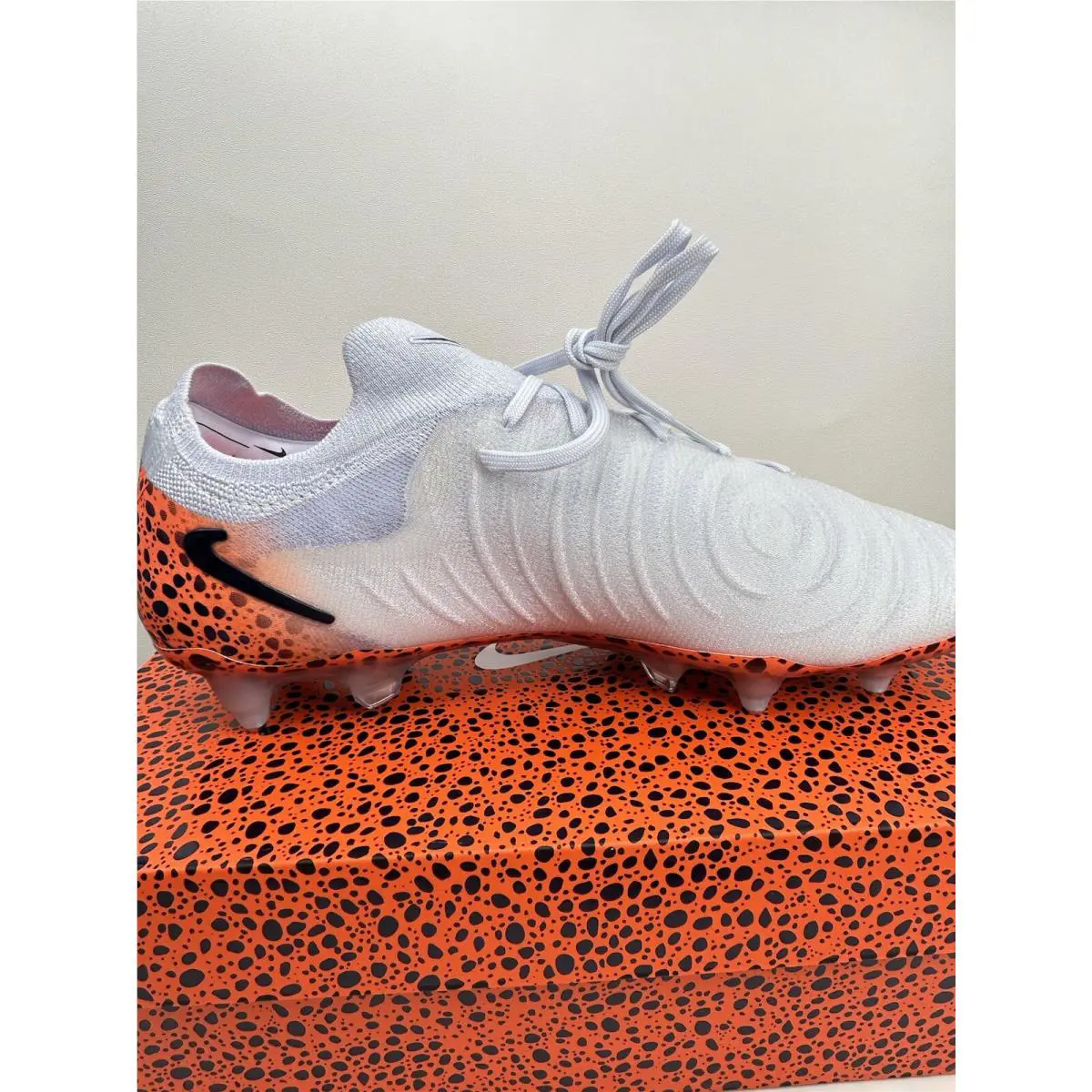 Nike shoes - GX - hf4836-900 - White 1