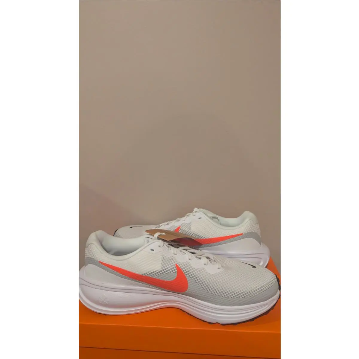 Nike shoes - White/Pure Platinum/Black/Bright Crimson 0