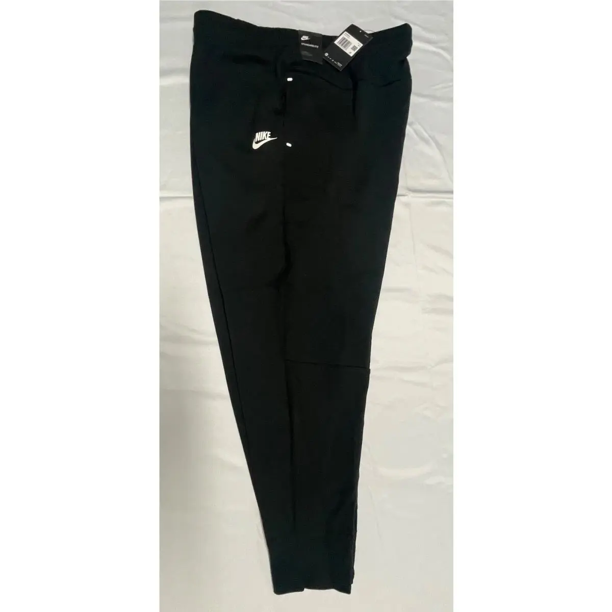 Nike clothing - Gray (UPC: 193146814577) 0