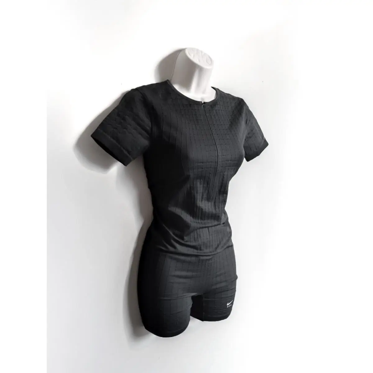 Nike clothing - Black, Exterior: Multicolor 10