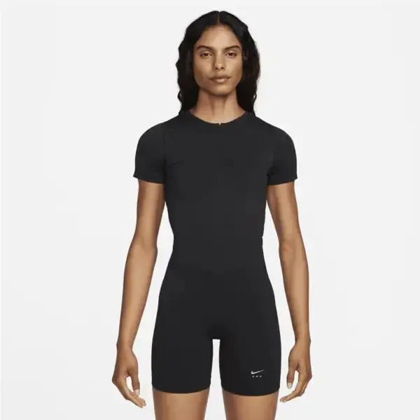 Nike clothing - Black, Exterior: Multicolor 14