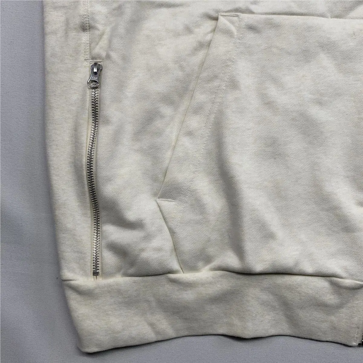 Nike clothing - Beige (UPC: 0196147802697) 8