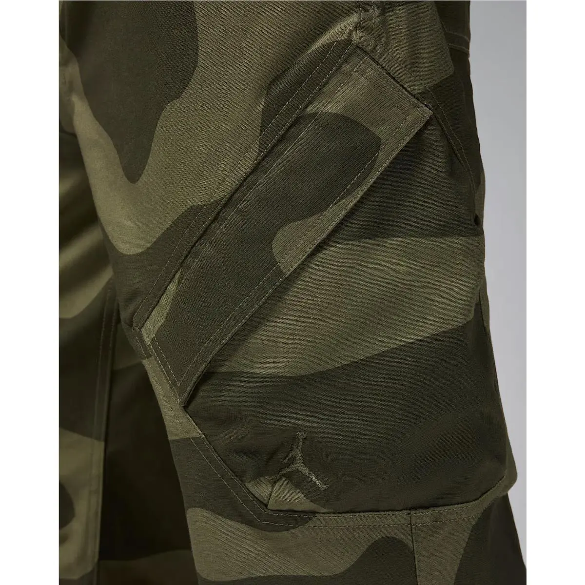 Nike clothing - Nike Air Jordan Essentials - Air Essentials - FZ2060-222 - Green 6