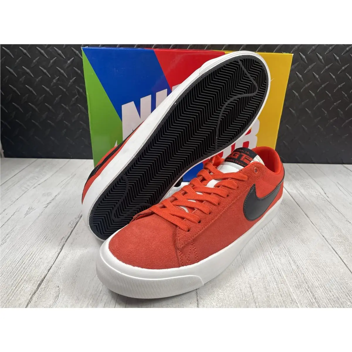 Nike shoes - Sb Zoom Blazer Low Pro Gt Hk - Dr9103800 - Orange (UPC: 0196148843781) 4