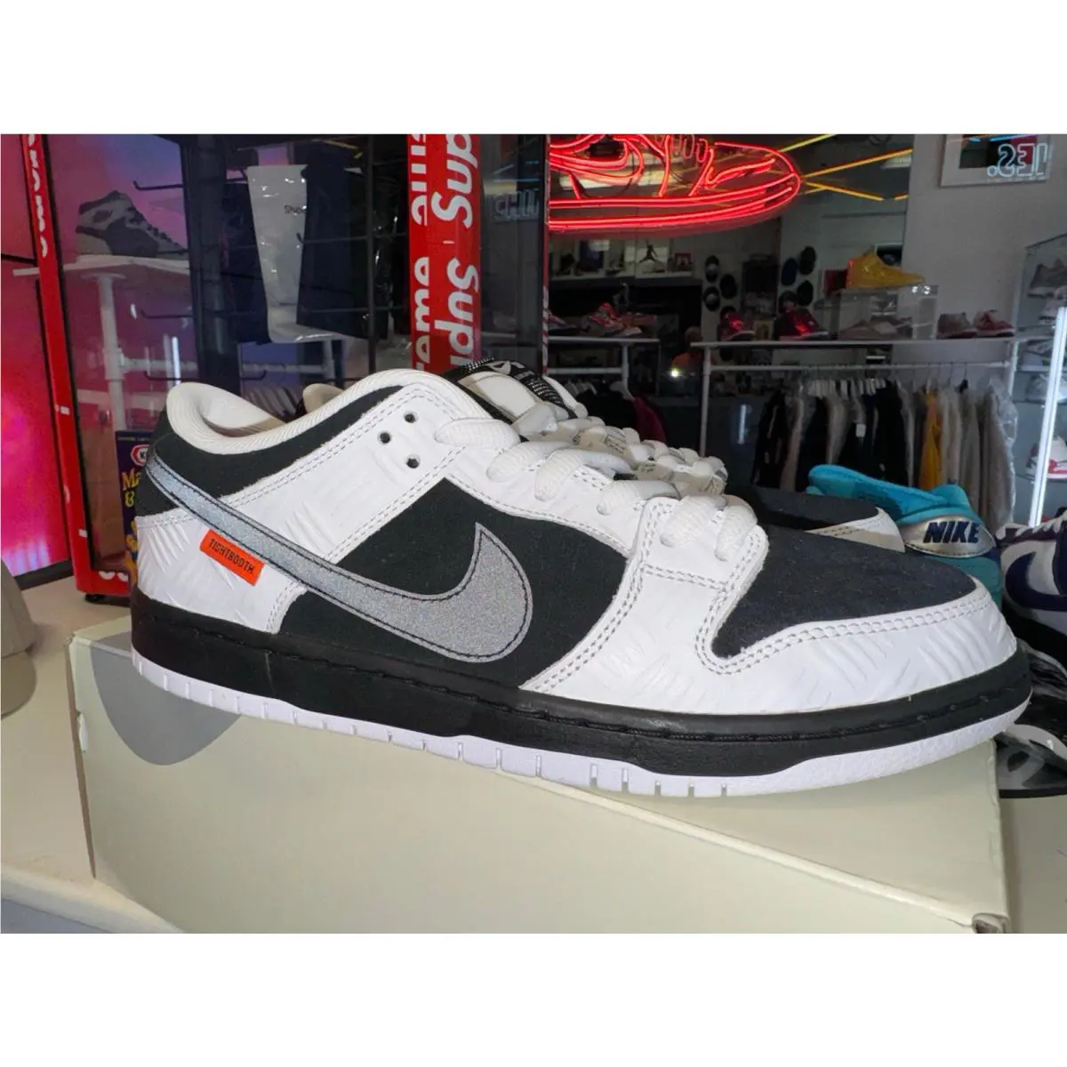 Nike shoes - Nike TIGHTBOOTH x Dunk Low SB AJ7291-002 - FD2629-100 - White/Black/Safety Orange 0