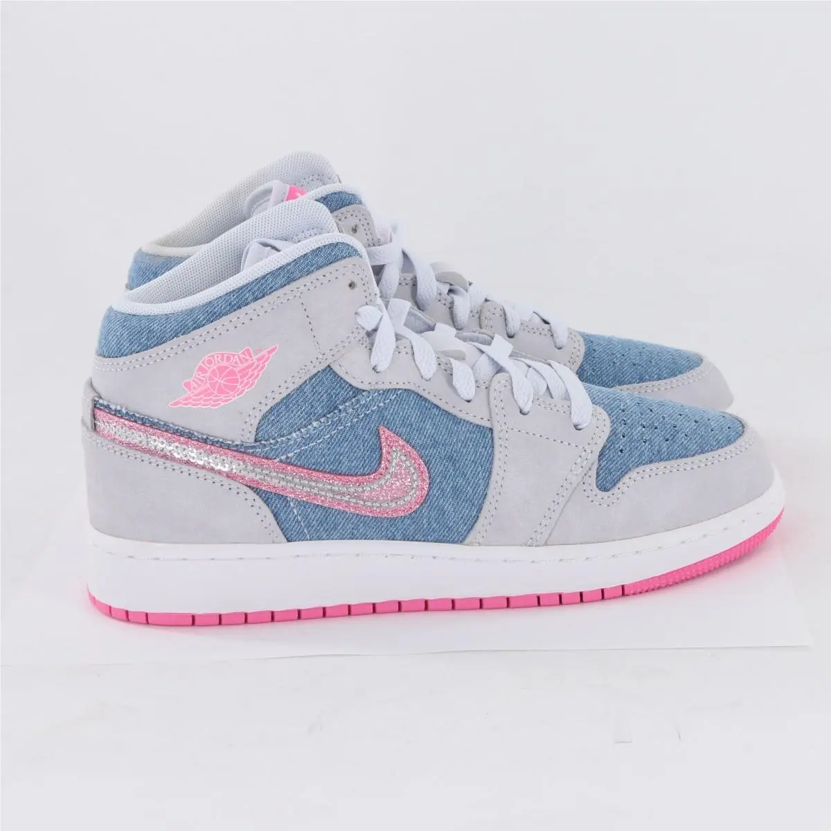 Nike shoes - AIR JORDAN 1 MID SE - HQ1999 400 - Blue 1