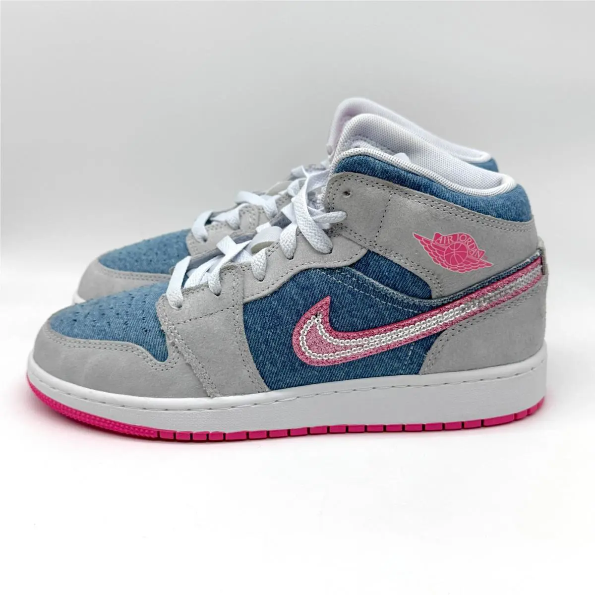 Nike shoes - Air Jordan 1 Mid SE - HQ1999-400 - Multicolor (UPC: 198481956401) 1