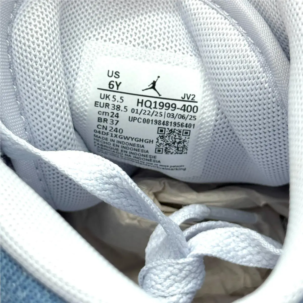 Nike shoes - Air Jordan 1 Mid SE - HQ1999-400 - Multicolor (UPC: 198481956401) 3